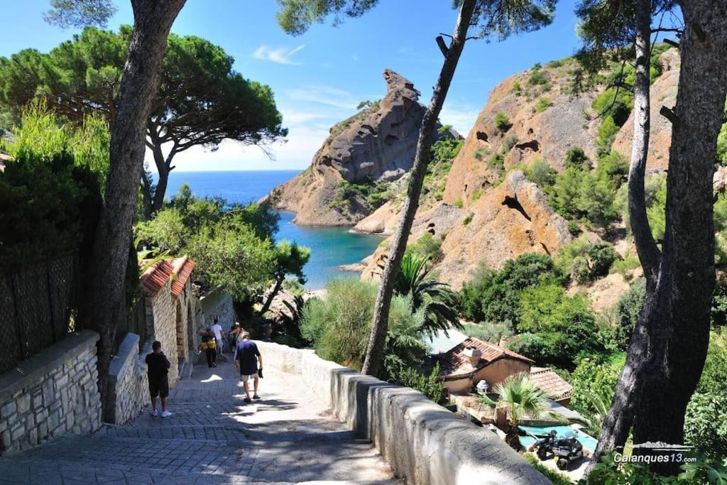 Ciotat Colada Beau Duplex Atypique A 50 M Du Port Classe 3 Etoiles 拉西约塔 外观 照片
